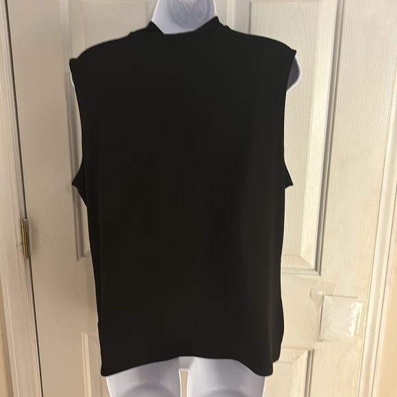 Tahari black sleeveless blouse with bow tie at neck - Picture 4 of 4